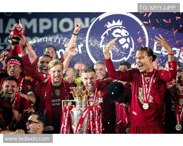 英超热刺大胜尤文图斯红牌事件引发全场热议十大精彩进球回顾