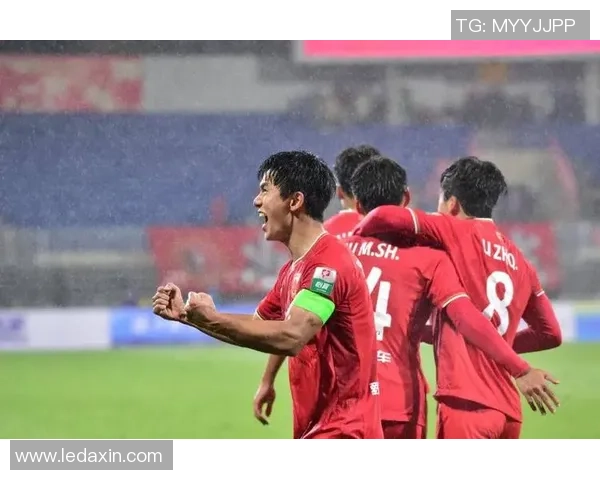 中超激战莱比锡绝杀波尔图补时进球点燃全场激情