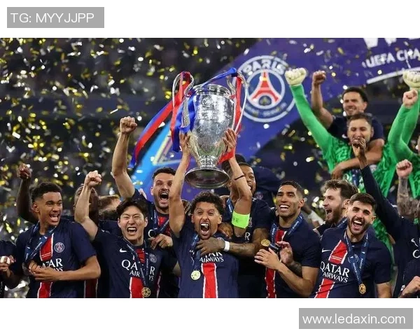 中超精彩对决曼联逆转巴黎圣日耳曼神扑时刻点燃全场热情