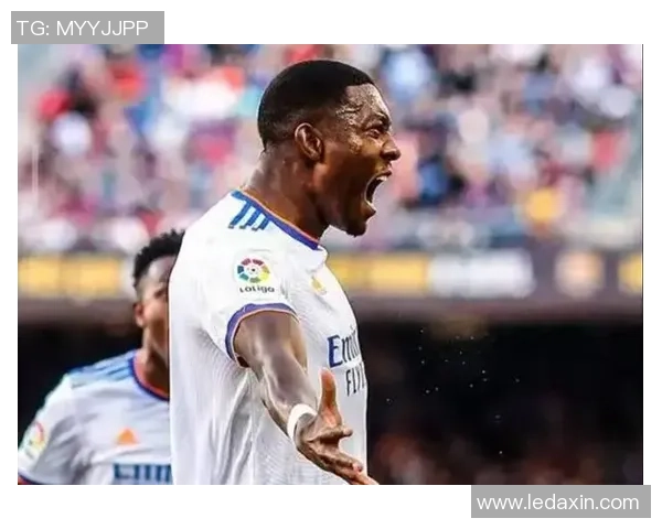 国王杯激战皇马与曼城战成平局补时进球引发全场狂欢