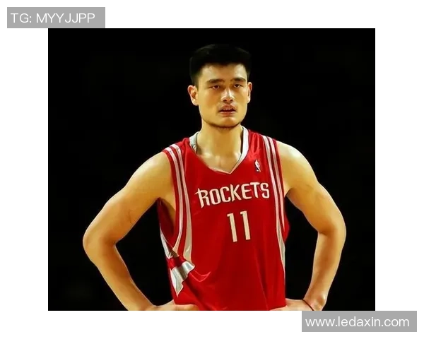 姚明在2003年魔术之夜的辉煌表现与NBA历史的深远影响