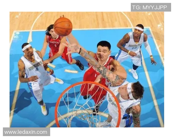 姚明眼睛缝针背后的故事与启示：勇气与坚持的真实写照