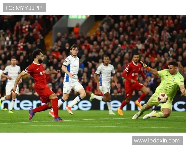 欧冠激战利物浦与多特蒙德战平乌龙球瞬间引发全场热议与转会传闻