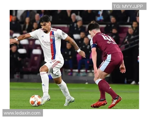 中超激战马竞逆转波尔图红牌事件引发全场热议与数据分析