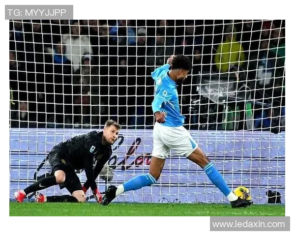 意甲激情对决那不勒斯狂胜国米6-2全场沸腾瞬间回顾与战术解析 意甲激情对决那不勒斯狂胜国米6-2全场沸腾瞬间回顾与战术解析