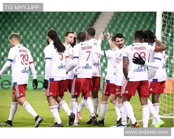 足总杯巴萨大胜尤文红牌事件引发全场热议十大精彩进球回顾 足总杯巴萨大胜尤文红牌事件引发全场热议十大精彩进球回顾